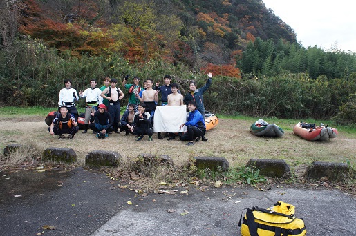 登山部の忘年会キャンプ@桃太郎公園