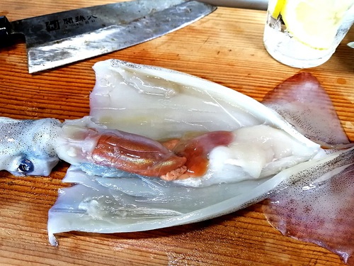 一尾 120円の鯵のたたき 一尾 120円の鯵のたたき