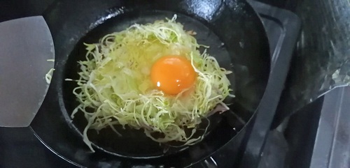 ☆渋谷駅前の広島焼き屋台☆ ☆渋谷駅前の広島焼き屋台☆