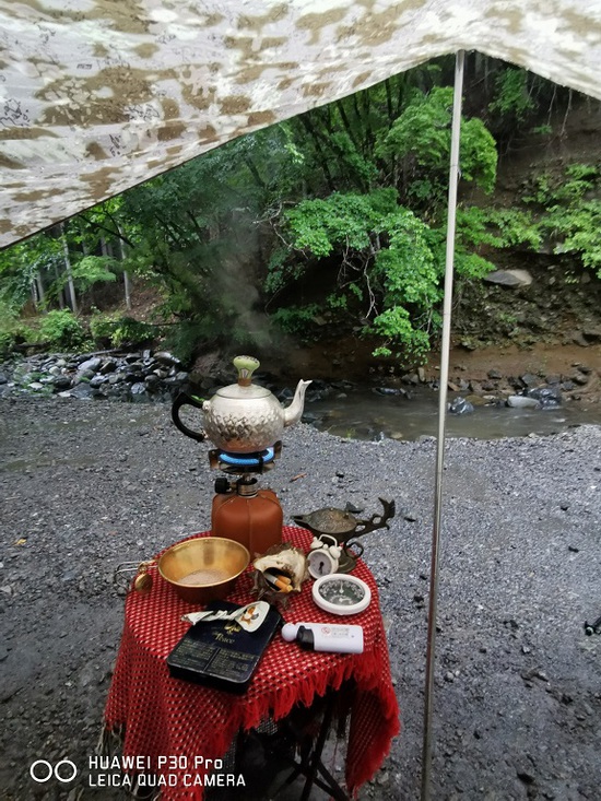 雨音で目が覚めた 道志の森キャンプ場の朝 雨音で目が覚めた 道志の森キャンプ場の朝