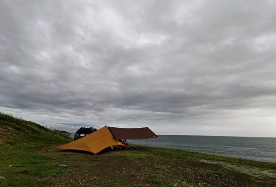 UNIGEAR遮蔽タープ 雨に降られた UNIGEAR遮蔽タープ 雨に降られた