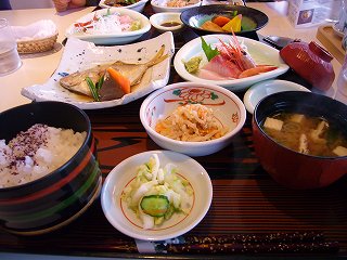 初冬のさば街道3(小浜港でランチ)