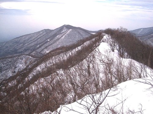 『登る男』 活動再開の赤城山!
