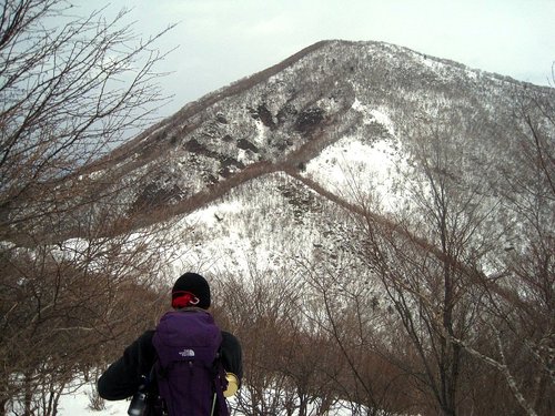 『登る男』 活動再開の赤城山!