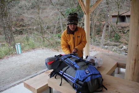 小滝沢キャンプ場と土岳山