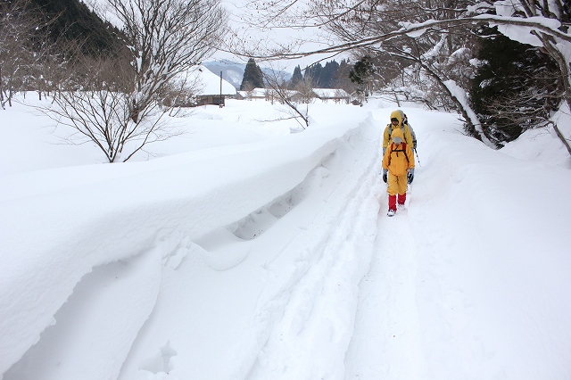 * 雪の毛無山登山 出発編* 岡山県新庄村
