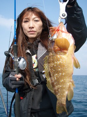 敦賀沖から越前岬に、ジギング!