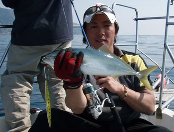 敦賀沖から越前岬に、ジギング!