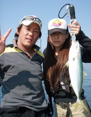 敦賀沖から越前岬に、ジギング!