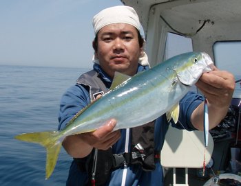敦賀沖から越前岬に、エギング・ジギング!