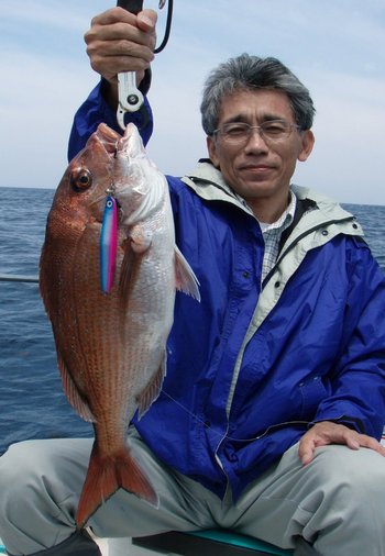 敦賀沖から越前岬に、ジギング!