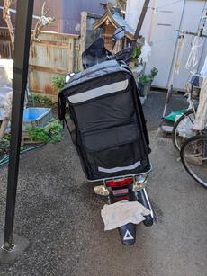 デリバリーバッグはスーパーカブによく似合う!? デリバリーバッグはスーパーカブによく似合う!?