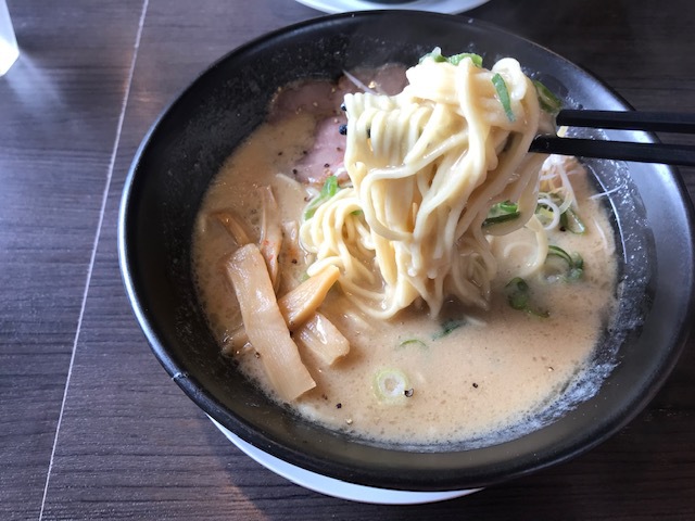 らー麺活!チキン野郎に8番らーめん らー麺活!チキン野郎に8番らーめん
