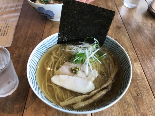 ラー博有名店、山梨に現る ラー博有名店、山梨に現る