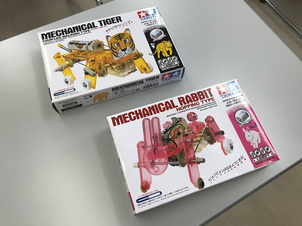 工作教室とプールと子どもの帰省 工作教室とプールと子どもの帰省