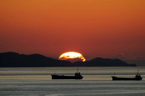 夕映えの海にて…