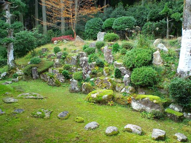 観正寺の庭園