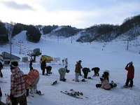 今シーズン、最後の雪遊び?