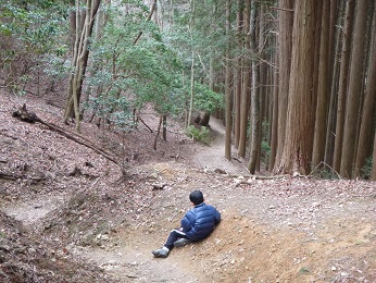 ポンポン山(雨降る前に・・・)