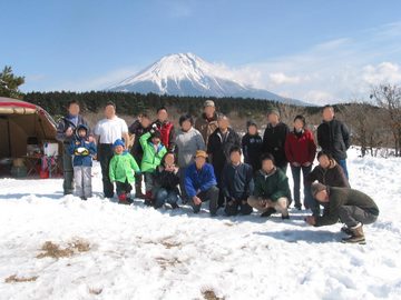 雪中デビュ〜in朝霧...3