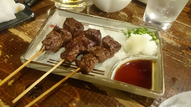 人が作る焼き鳥? 人が作る焼き鳥?