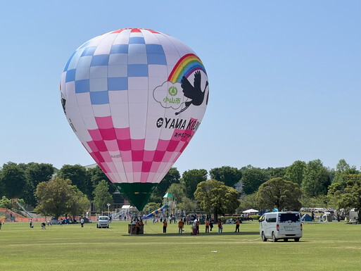 ランドロックとコネクトタープの Pro.air !! GW後半には初導入したく、近所の公園で試し張りです!! ランドロックとコネクトタープの Pro.air !! GW後半には初導入したく、近所の公園で試し張りです!!