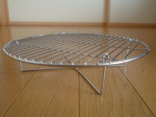 ダッチオーブン底上げネットでダッチは用途が広がります