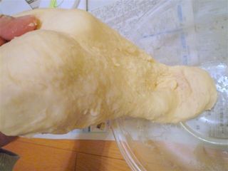 G-ステンレスダッチでパン【仕込み編】