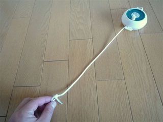 ランドリーリールを使って、テントの中でタオルを干してみた