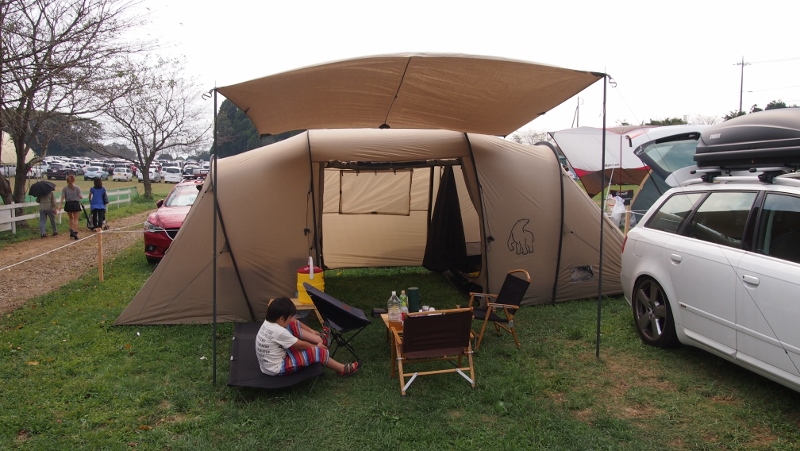 ツ キ イ チ キャンプ再始動 秋の成田ゆめ牧場