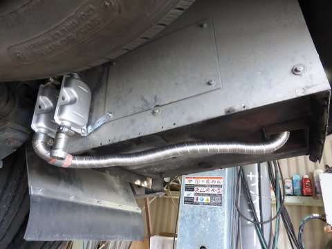 キャンピングカーのジェネレーター消音対策 キャンピングカーのジェネレーター消音対策