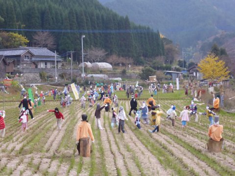 2年ぶりに行って見た(=^･･^=)漁村