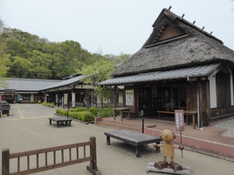うだつの町並み&並木 並々ツナガリ うだつの町並み&並木 並々ツナガリ