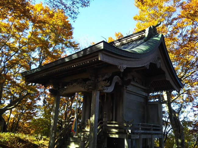 紅葉全開の越知山