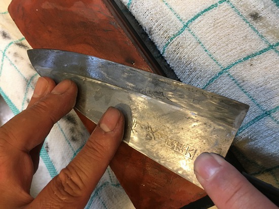 包丁も釣道具に入るよね? 包丁も釣道具に入るよね?