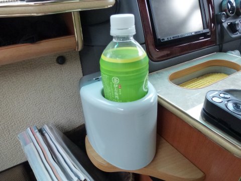 保冷機能・保温機能付きカップホルダー