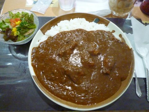 カレー店と言えばココ『ころしのカレー』