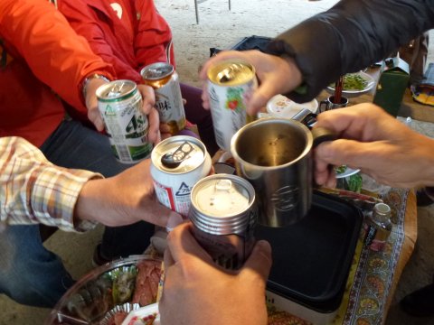 満開の桜見を口実に飲み♪
