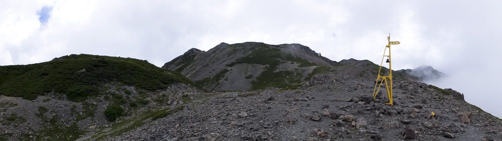 再訪北岳。白峰三山縦走(奈良田から)