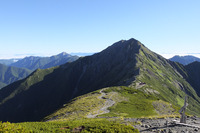再訪北岳。白峰三山縦走(奈良田から)