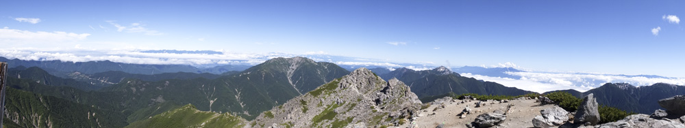再訪北岳。白峰三山縦走(奈良田から)