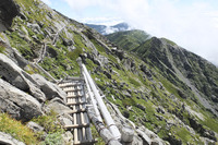 再訪北岳。白峰三山縦走(奈良田から)