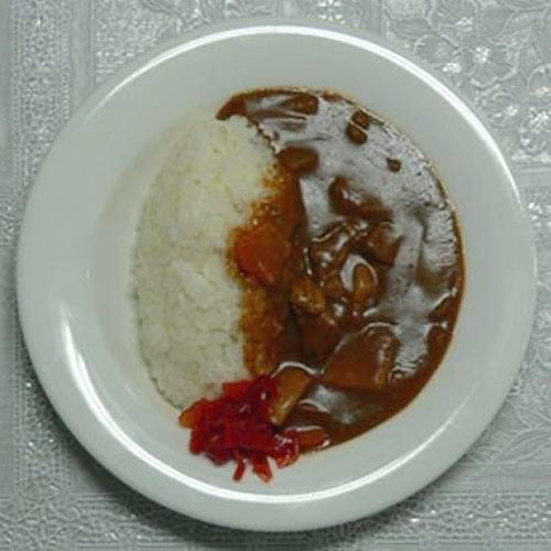 護衛艦「はたかぜ」 はたかぜ豚カレー カレーの続き