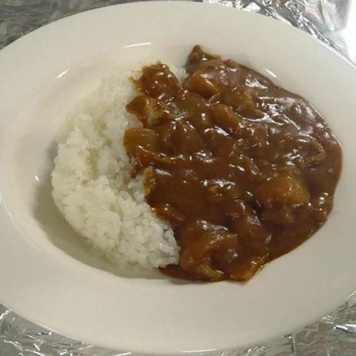 護衛艦「たかなみ」 燃えよ!!スパイシーカレー カレーの続き