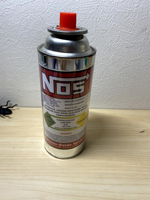 ニトロ缶