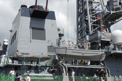 護衛艦・・ 護衛艦・・