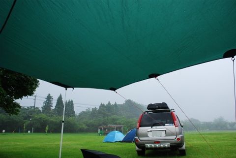 雨のち晴れキャンプ・・