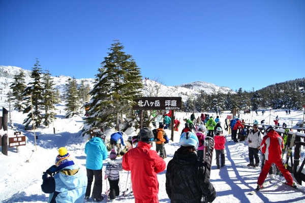 北八ヶ岳ロープウェイ山頂駅〜雨池〜麦草ヒュッテ〜五辻 北八ヶ岳ロープウェイ山頂駅〜雨池〜麦草ヒュッテ〜五辻