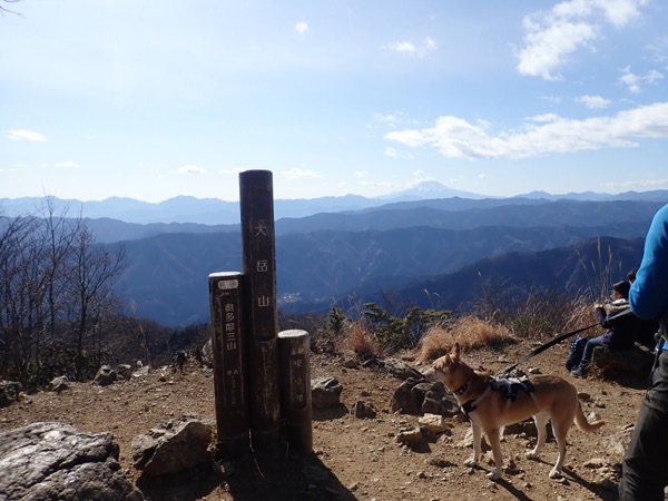 奥之院〜鍋割山〜大岳山 奥之院〜鍋割山〜大岳山