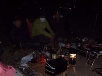 夜襲・・